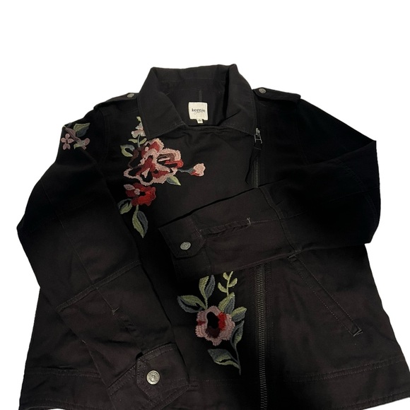Women's Kensie Jeans Floral Embroidered Black Denim Moto Jacket - Picture 1 of 12
